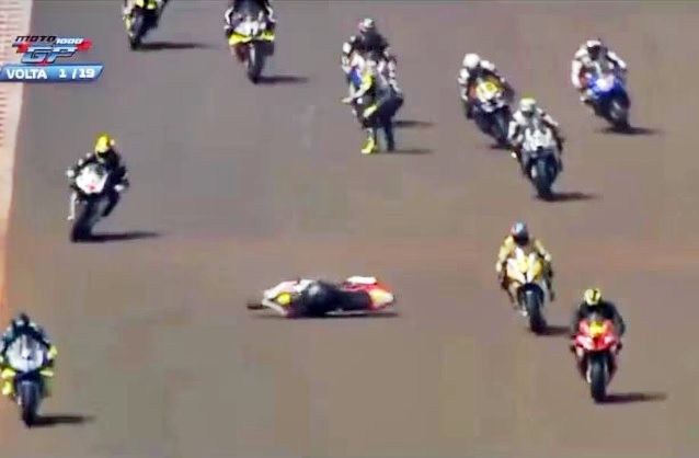 Imagens mostram pilotos de moto minutos antes da largada de corrida em que  morreram, em Cascavel, Oeste e Sudoeste