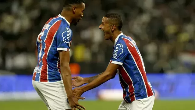 Bahia goleia o Corinthians, deixa o Z-4 e pressiona o alvinegro