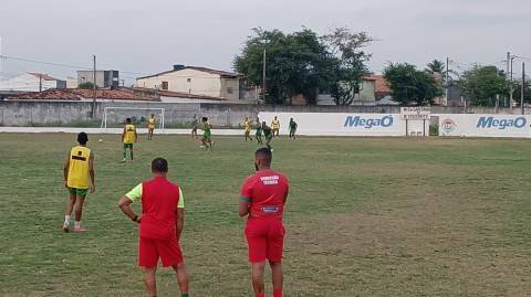 Seleção feirense encerra preparação para confronto decisivo no Intermunicipal