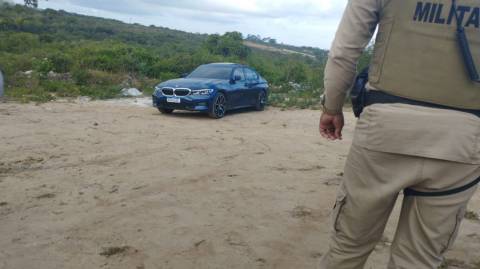 Jovem é morto a tiros ao sair de casa de festas no bairro Papagaio, em Feira de Santana