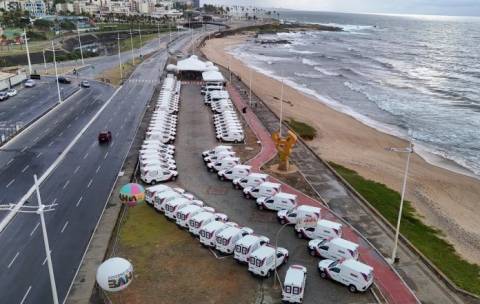 Governo do Estado entrega ambulâncias para 65 municípios