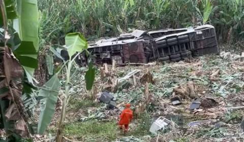 Acidente com trio elétrico em cidade do Nordeste deixa três mortos e seis feridos