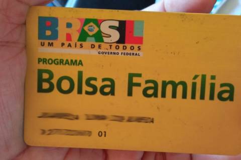 Prefeito Colbert fala sobre gravidade de usos de cartão do Bolsa Família para apostas