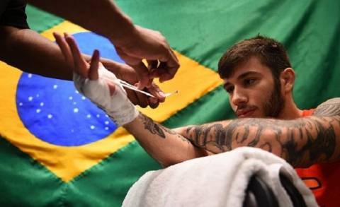 Brasileiros dispensados pelo UFC após sequência de derrotas