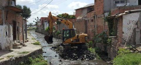 Quase 45 mil pessoas vivem em uma das 49 favelas de Feira de Santana