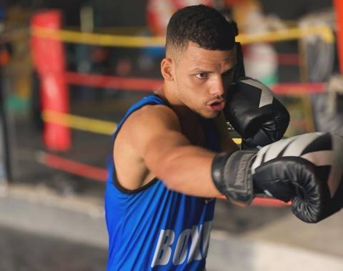 Ronaylton Lopes “Bart” encara Anderson Oliveira em busca do título brasileiro de boxe