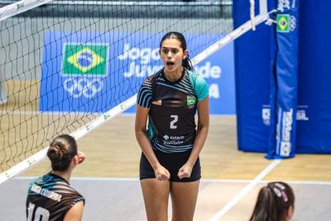 Maria Cássia Barbosa a gigante da nova geração do vôlei feminino