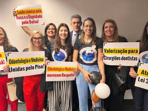 Comissão de Saúde da Câmara aprova Piso Salarial do Cirurgião-Dentista