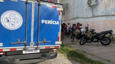 Adolescentes são mortos a tiros neste domingo (22) em Feira de Santana