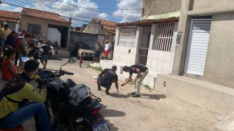 Homem é assassinado a tiros no bairro Baraúnas neste sábado