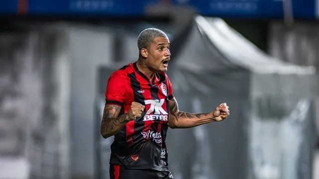 Vitória arranca empate diante do CRB em jogo eletrizante