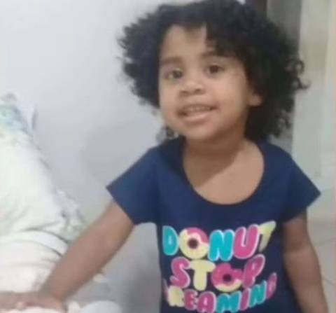 Menina de 3 anos morre engasgada com pão e mingau no sudoeste da Bahia