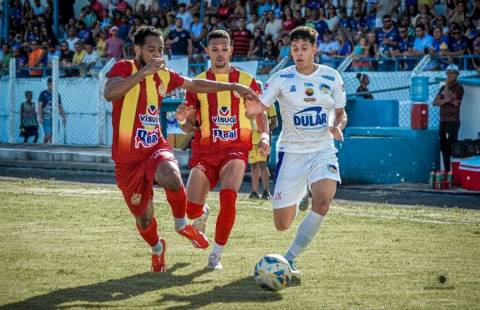 Juazeirense vence e encosta no G-4 do Baianão