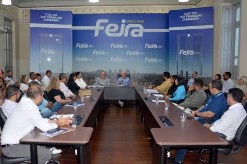 Equipe de governo e Caixa discutem prospecção de projetos do novo PAC 2 em Feira de Santana