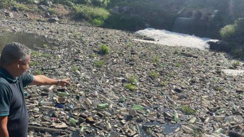 Vereador denuncia situação degradante das águas do Rio Jacuípe, que corta Feira e região